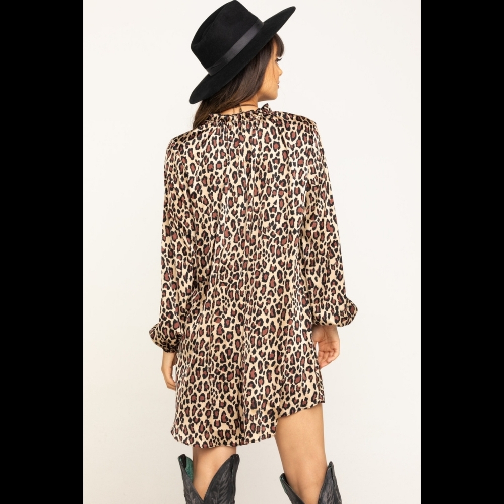 Show me your Mumu Dress - Picture 7 of 7